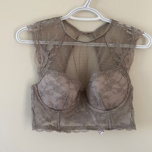 Victoria’s secret (36C)